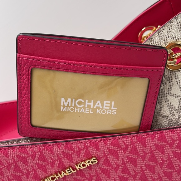 MICHAEL KORS
Large Pebbled Leather Card Holder Case
Electric Pink 
NWT - Picture 12 of 16